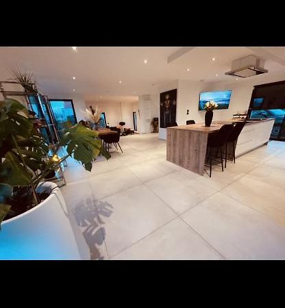 Magnifique Villa Avec Jaccuzi Wimille Exteriér fotografie